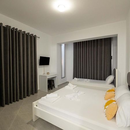 Vila Amare Sarande Exterior photo